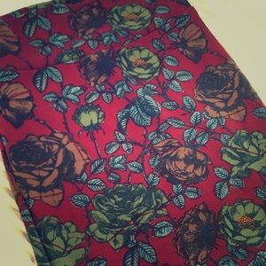 Lularoe floral Cassie skirt